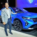 Το Renault Rafale Hyper Hybrid E-Tech 4x4 300 hp...«πετάει»