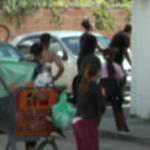 Ρομά Ληστεύουν Οδηγούς Φορτηγών Στη Βαρυπόμπη