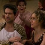 Τα Φαντάσματα: Αποκλειστικό Απόσπασμα Από Την Κυριακή 02/11