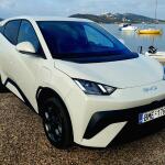 Δοκιμάζουμε το νέο BYD Dolphin Surf Boost με 157 ίππους