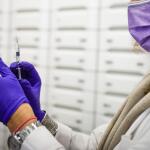 Ιώσεις & γρίπη: To νέο επιθετικό στέλεχος «Κ»- Ποιοι πρέπει να εμβολιαστούν