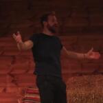 Φάρμα: «Σιγά ρε εσύ. Πετάς και το πριόνι!»