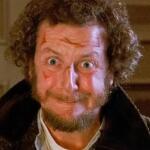 Μόνος στο Σπίτι: Πώς Ο Ένας «Κακός» Κέρδισε Εκατομμύρια