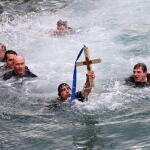 Θεοφάνια στον Αγ. Διονύσιο στο Κολωνάκι– Ρίψη Σταυρού στη Δεξαμενή