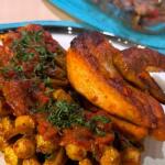 Κοτόπουλο Με Μπάμιες Στον Φούρνο