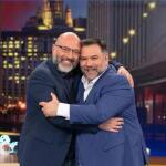 Σάκης Αρναούτογλου