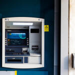 Τραπεζικοί Λογαριασμοί: Στο Μικροσκόπιο Αναλήψεις - Πληρωμές