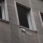 Ερμού: Έπεσαν Σοβάδες Κτιρίου Και Τραυμάτισαν Γυναίκα