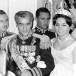 Ο Σάχης Μοχαμάντ Ρεζά Παχλαβί με την 21χρονη νύφη του, Φαρά Ντιμπά