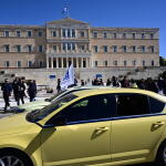 Απεργία Διαρκείας Από Την Τρίτη Για Τα Ταξί