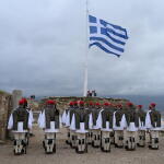 25η Μαρτίου: Η Έπαρση Της Ελληνικής Σημαίας Στην Ακρόπολη