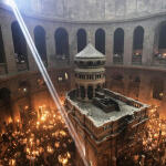 Τι Ώρα Θα Φτάσει Το Άγιο Φως Στην Ελλάδα