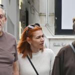 Κούλης Νικολάου: Βόλτα με τη σύζυγο και την κόρη του