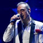 Ο Νότης Σφακιανάκης παντρεύει τον γιο του Απόλλωνα
