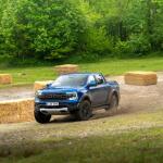 Ford Ranger Raptor: Η τέλεια «απογείωση» πίσω από το τιμόνι του