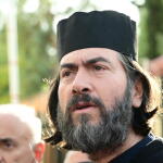 Πατήρ Αντώνιος: Σε Δίκη Για Τα Οικονομικά Της «Κιβωτού»