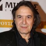 Γιάννης Κότσιρας: Το Νέο Του Τραγούδι «Υπάρχει Ελπίδα»