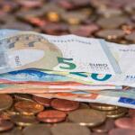 Ο χάρτης των πληρωμών από e-ΕΦΚΑ και ΔΥΠΑ