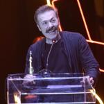 Λάζαρος Γεωργακόπουλος: Σπάνια οικογενειακή έξοδος με τη σύζυγο & την κόρη
