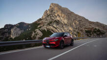 Alfa Romeo Junior Ibrida: Με 27.990 ευρώ και 8 χρόνια εργοστασιακή εγγύηση