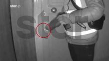 Διαρρήκτης σημαδεύει πόρτες διαμερισμάτων