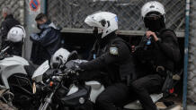 Θεσσαλονίκη: Έβαλε φωτιά στην πόρτα της γειτόνισσάς της και την απείλησε