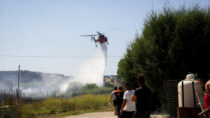 Φωτιά στην Οιχαλία Μεσσηνίας - Επιχειρούν δύο αεροσκάφη και ένα ελικόπτερο