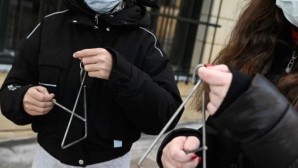 Αγρίνιο: 41χρονος φέρεται να ξυλοκόπησε μαθητή που πήγε να πει τα κάλαντα