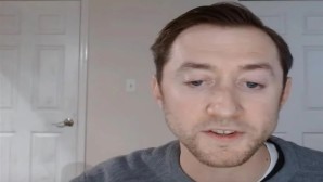 Αποκεφάλισε Τον Πατέρα Του Κι Έδειξε Το Κεφάλι Στο YouTube