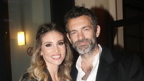 Γιάννης Χατζηγεωργίου: Οι Γλυκές Ευχές Στη Σύντροφό Του | Star.gr