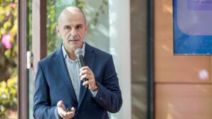 Χρυσός Οδηγός: Ο Διευθύνων Σύμβουλος Μέλος Του ΔΣ Της Siinda