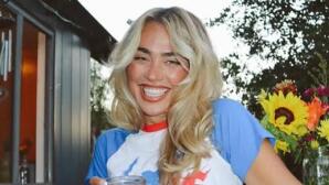 Αγνώριστη Η Κόνι Μεταξά - Έγινε Μελαχρινή!