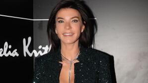 Μαρίνα Βερνίκου: Σε Fashion Show Mε Tην Kούκλα Κόρη Της