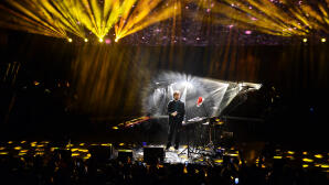 PRE-XMAS PARTY Mε Τον Μαραβέγια Στο Floyd