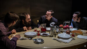 Θέατρο: Καλά, εσύ σκοτώθηκες νωρίς