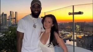 Ποδοσφαιριστής Πιάστηκε Στα Πράσα Με Την Ερωμένη Του