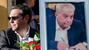 Αλέξης Τσίπρας στην κηδεία Φλαμπουράρη
