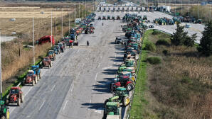Αγρότες: Σχεδιάζουν Αποκλεισμό Λιμανιών