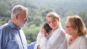 Τζένη Θεωνά