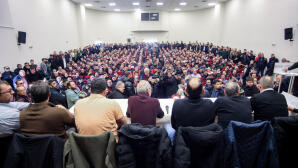 Αγρότες: Δεν Πάνε Μαξίμου - Παραμένουν Στα Μπλόκα