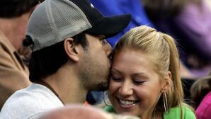 Ο Ενρίκε Ιγκλέσιας Και Η Άννα Κουρνίκοβα Έγιναν Ξανά Γονείς