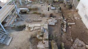 ΥΠΠΟ: Αναδεικνύονται Οι Αρχαιότητες Της «Οικίας Κοκοβίκου»