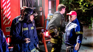 Φωτιά Τώρα Στον Νέο Κόσμο - Στον Λόφο Κυνοσάργους