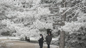Καιρός: Ψύχος, παγετός και νέα κακοκαιρία με χιόνια