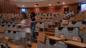 Ελληνίδα μάνα: Ο γιος αντέγραψε και ζήτησε από τον καθηγητή αναβαθμολόγηση!