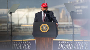 Τραμπ για Επίθεση Σε Ιράν: Η Ώρα Της Ελευθερίας Είναι Κοντά