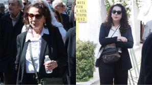 Κηδεία Πανουσόπουλος: Συγκινημένες Η Σύζυγος Και Η Κόρη Του