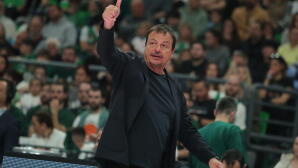 Έξαλλος ο  Αταμάν με τον Χολμς