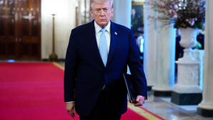 Τραμπ: Παγώνει Επιθέσεις Στο Ιράν Για Πέντε Μέρες