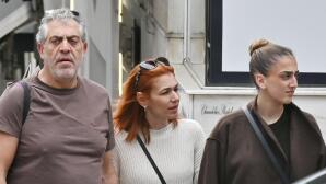 Κούλης Νικολάου: Βόλτα με τη σύζυγο και την κόρη του